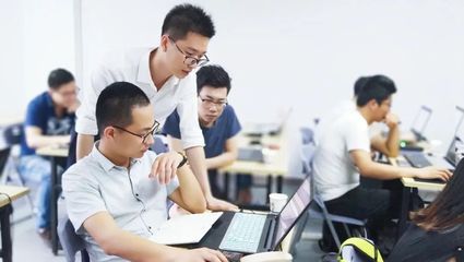 擁抱數字時代 為什么電子商務師成為2024年必備技能